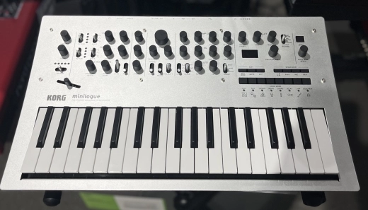 Korg - MINILOGUE